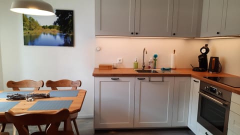 Kitchen area. Kitchen