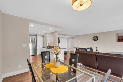 Flooring, Indoors, Room, Furniture, Hardwood