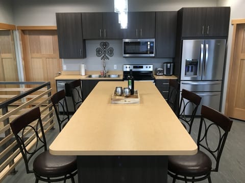 Large Island in Kitchen
