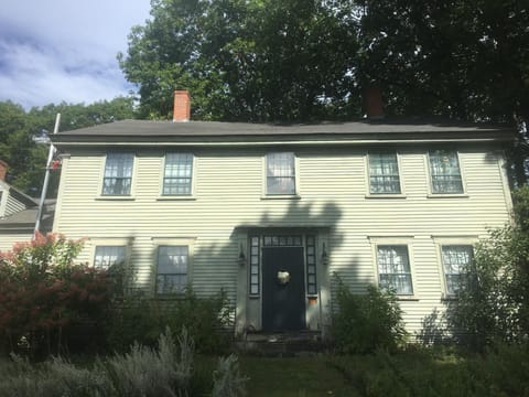 1804 Colonial Farmhouse