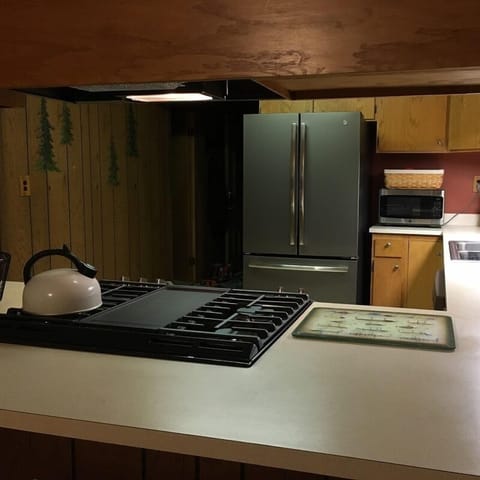 Room for extra hands in the kitchen