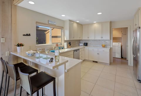 Kitchen and Dining Bar