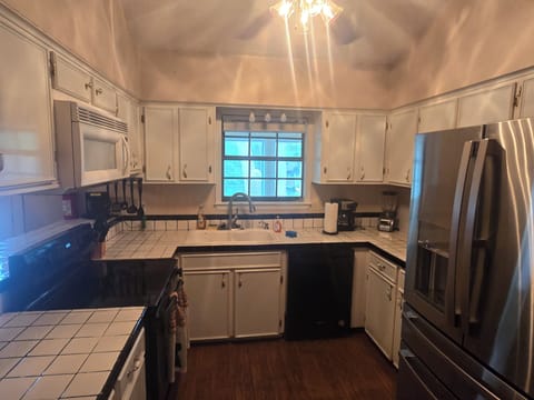 CLassic tiled kitchen