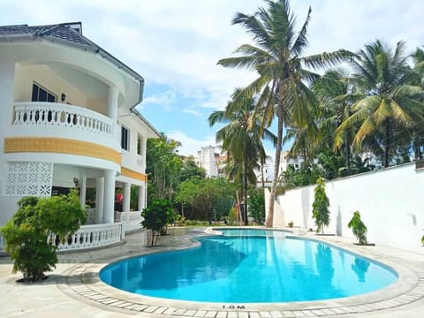 Beautiful pool and baby pool view