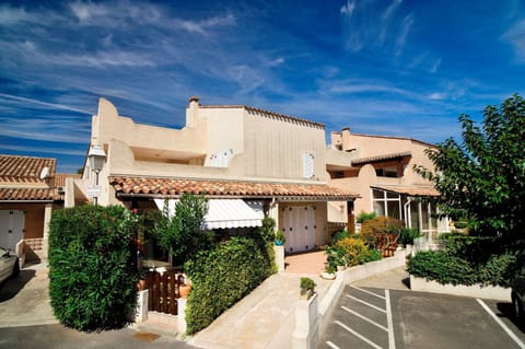 Your beautiful holiday rental is great in any season.
