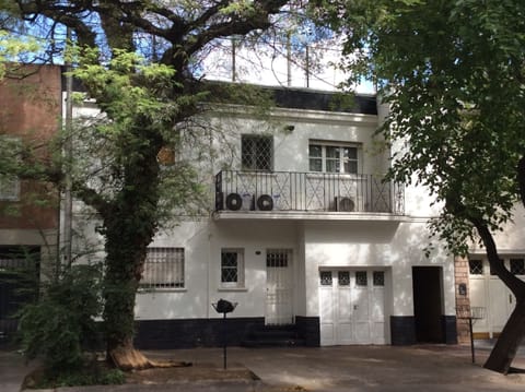 Tiburcio comoda casa con piscina