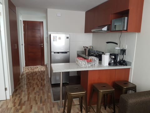 FLAT 6 2D CLOSE TO MIRAFLORES (10 MIN)