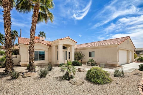 Lake Havasu City Vacation Rental | 3BR | 2BA | 1,562 Sq Ft | Step-Free Access
