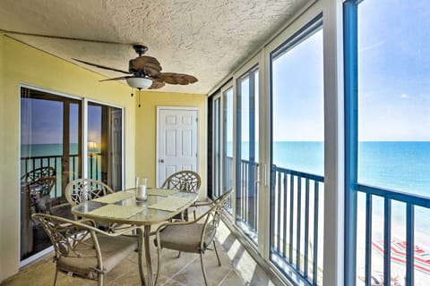 Englewood Vacation Rental | 2BR | 2BA | 1,150 Sq Ft | Stairs Required