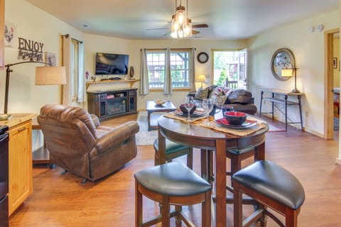 Bryson City Vacation Rental | 1BR | 1BA | 800 Sq Ft | Stairs Required