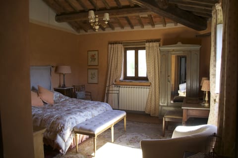 Large Double Bedroom - "Terracotta Bedroom"