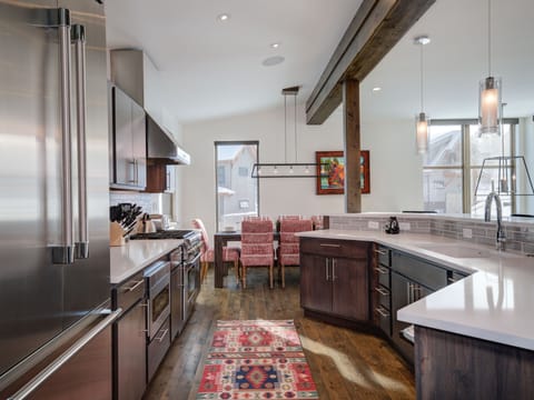 Homestead Chalet 4 Claim Jumper, Kitchen, 1