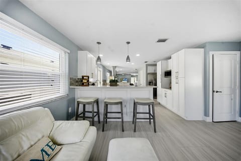 Bar sitting area off kitchen