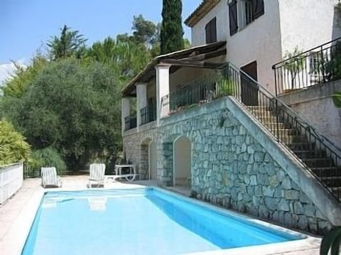 Deep   Pool and large sunbathing area