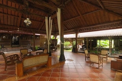 Mulyodiharjo single traditional Javanese