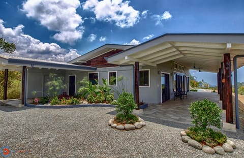 3 bedrooms/2 full baths, gated and private, carport, A/C 