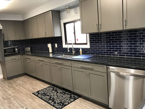 Open, roomy kitchen space 