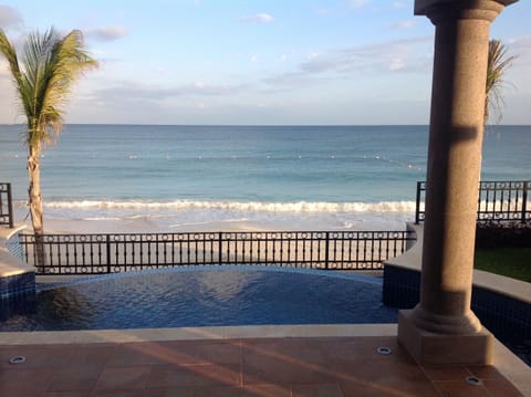 Private pool