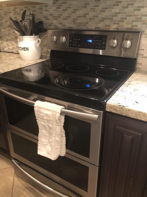 Stove/Double Oven. Can cook top only or both.