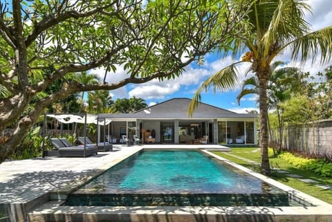 3 BRs Villa. Private Beach front villa.