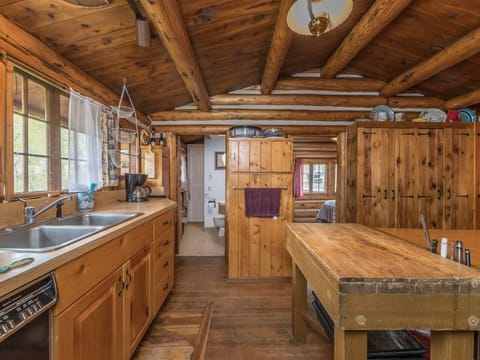 Make a delicious dinner | Main Level