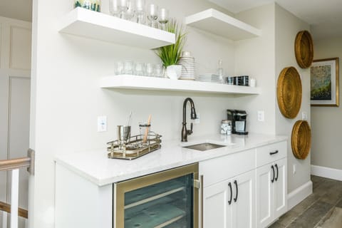 The Ritz - AMI Locals