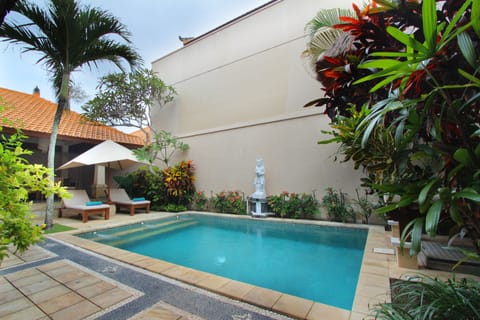 Spacious 2 bedroom villa private pool