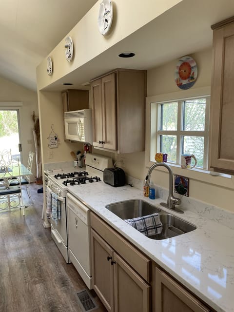 Galley Kitchen walk through