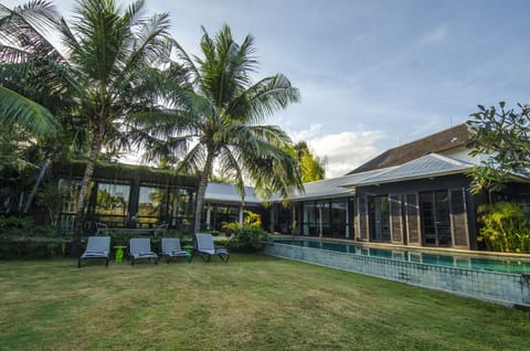 Spacious Highstanding Villa in Umalas