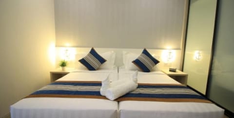 #10 Tropical Evilla Executive Suite