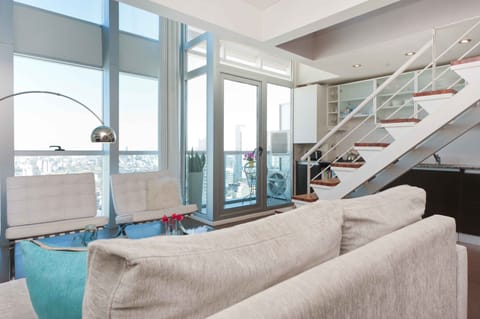 Soho Grand Loft - 25th floor in Palermo
