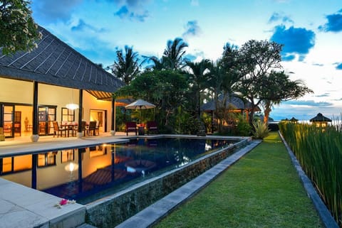 VILLA AT NIGHT &amp; SUNSET