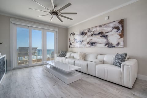 Living room to balcony