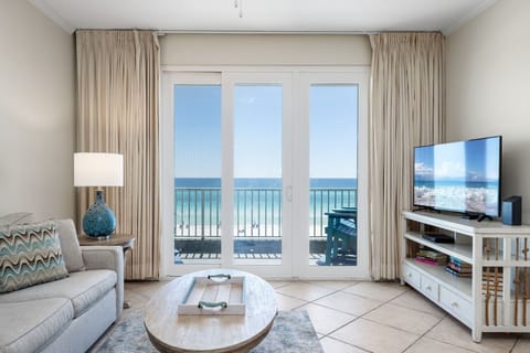 Living room to balcony