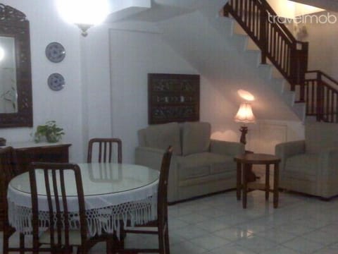 Two Bedrooms House in heart of city