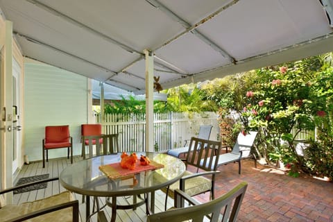 Backyard Patio with Lounge Seating