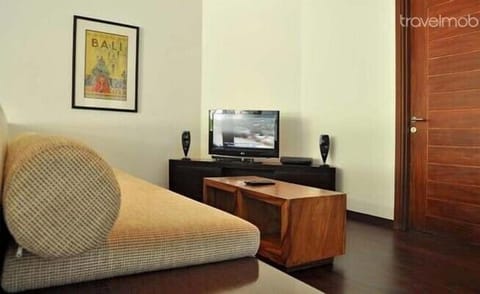 Seminyak 2 Bedrooms Luxury Villa