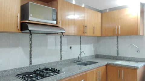 LLeras park apartment