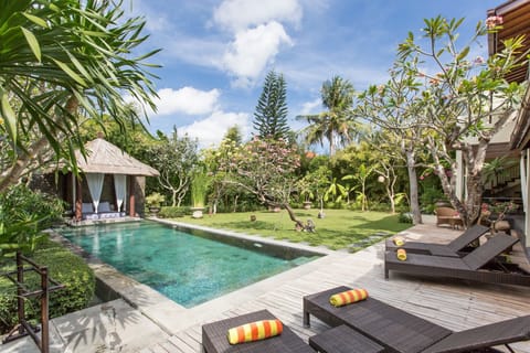 Seminyak Peaceful 3 bedroom Villa