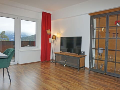 Furniture, Property, Building, Wood, Interior Design, Hall, Living Room, Couch, Window, Flooring