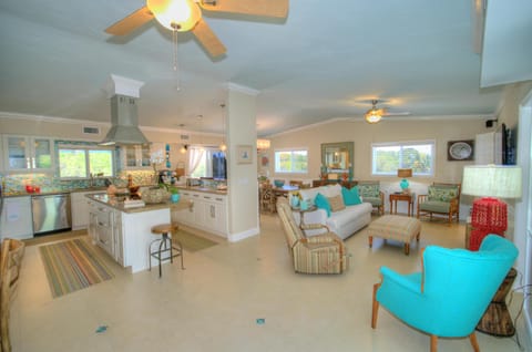 KITCHEN AND GREAT ROOM