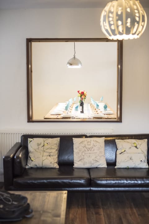 Plenty of space to chat