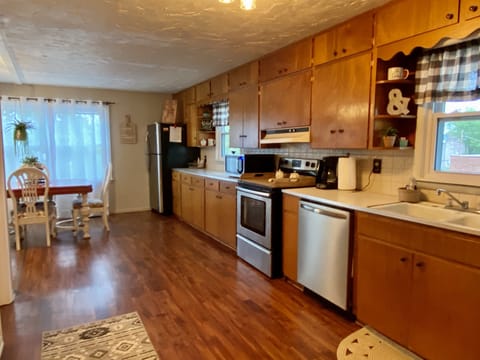 Plenty of counter space!