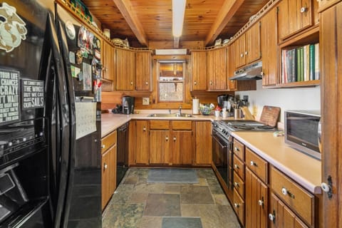 The kitchen is equipped with everything you need.