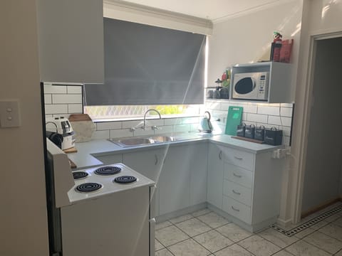 Self contained kitchen 