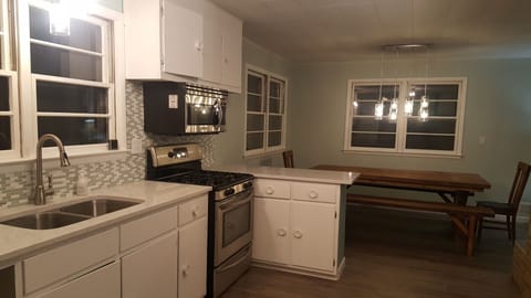 Kitchen / Dining