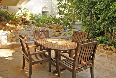 Quiet zone, authentic Mexican condo