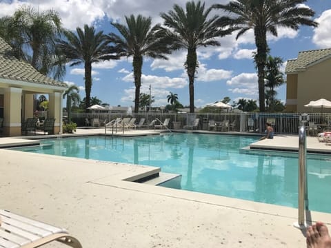 Venetian Palms Community Pool