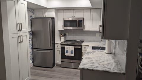 All new kitchen with brand new appliances