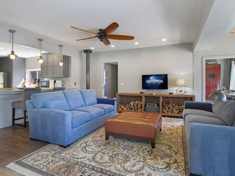 Newly updated living room furniture with Smart TV, dining for 6 and a wood fireplace for those cozy winter days.